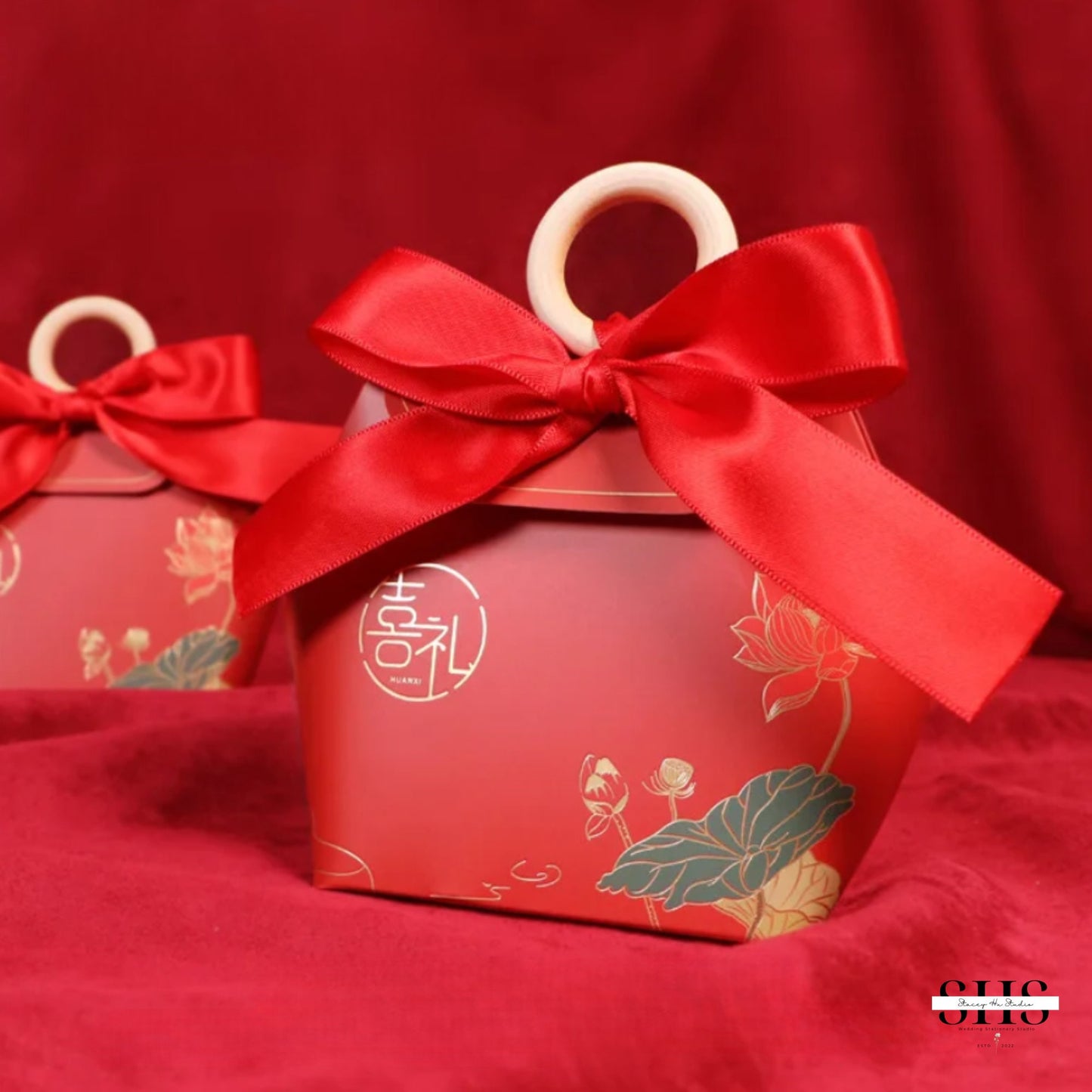 Lotus Floral Asian Wedding Portable Party Favor Box | Small