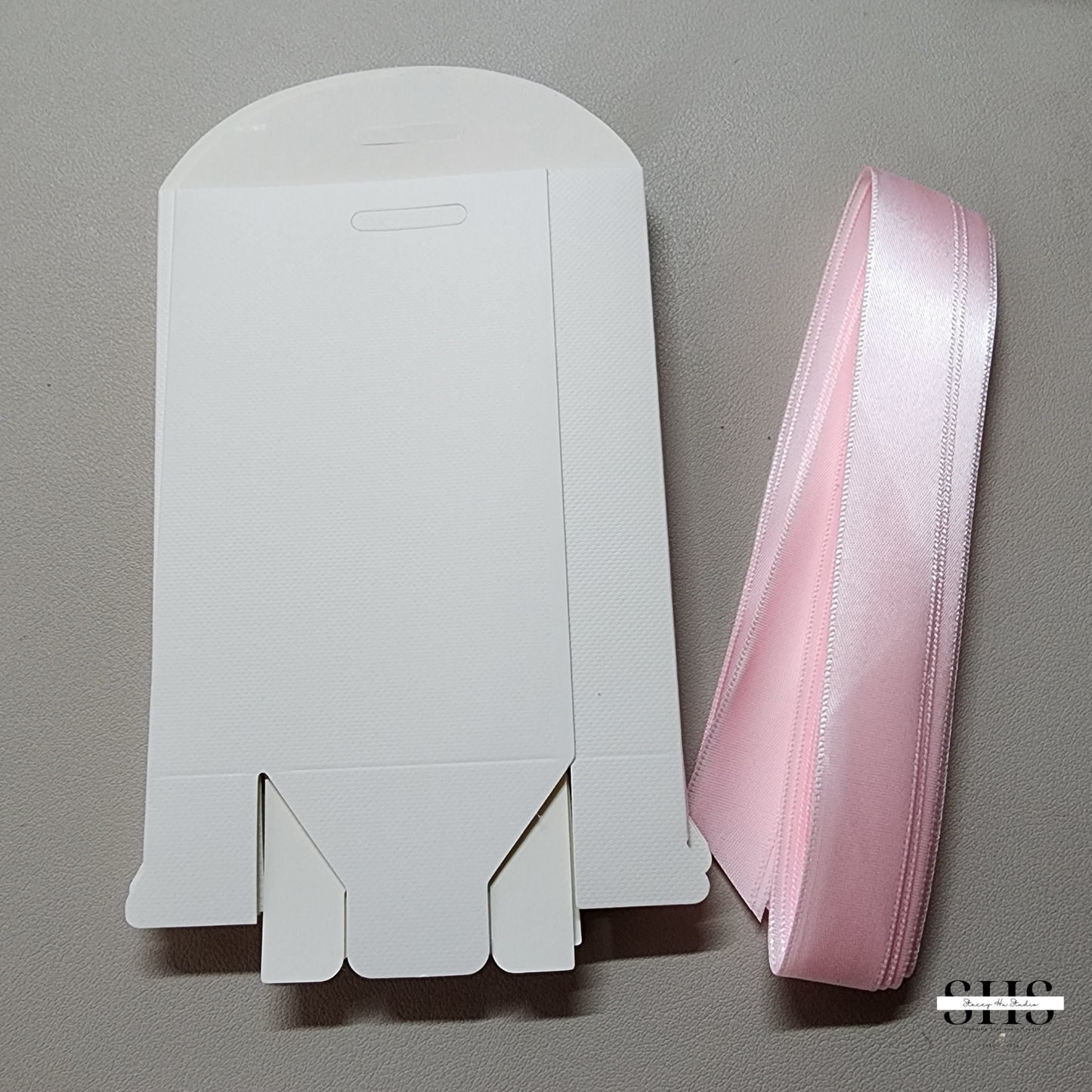 Simple Rosy Pink French Style Party Favor Boxes | Small