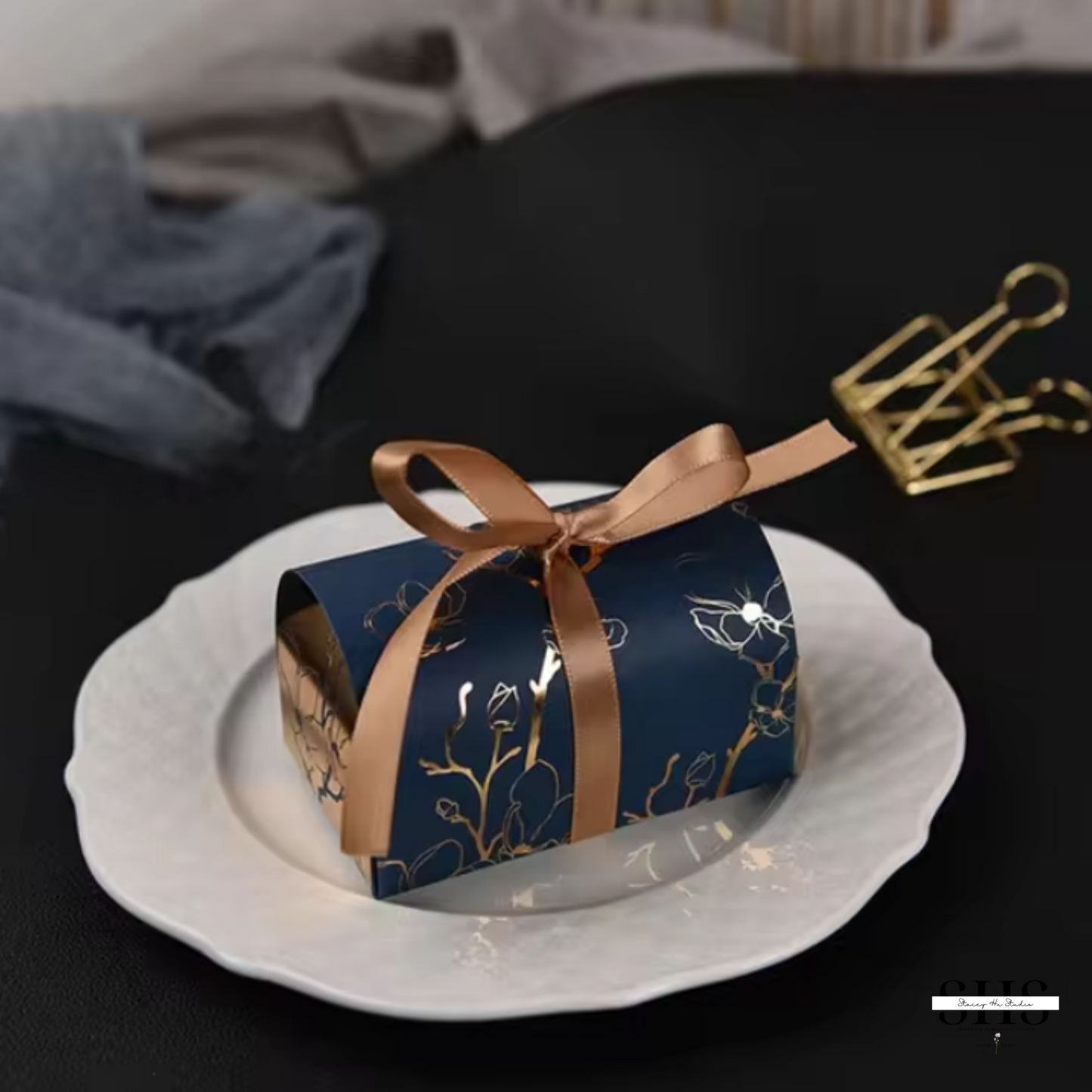 Floral Gold-Foil Arch Party Favor Boxes | Small | 3 Colors
